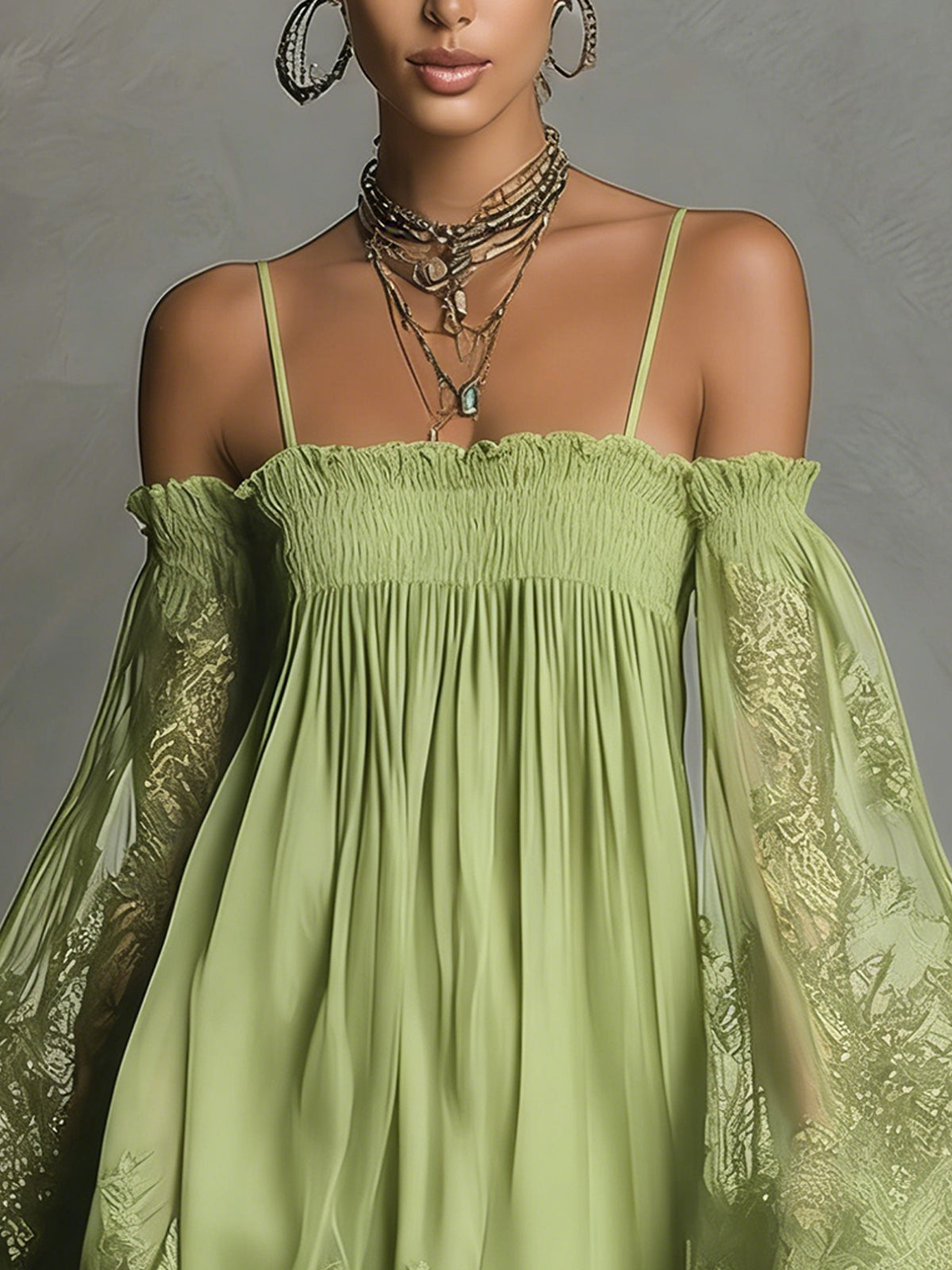 Vestido mini verde con tirantes finos, escote Bardot fruncido y mangas de encaje