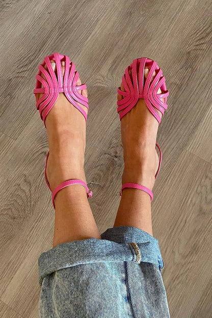 Sandalias Vittoria joya fucsia con pulsera al tobillo y tiras decorativas