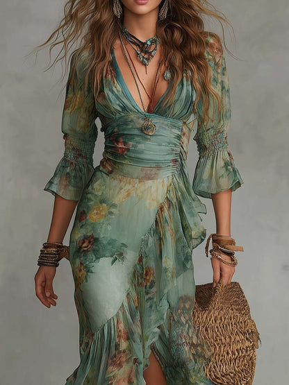 Vestido Atenea verde salvia estampado floral, escote en V cruzado y cintura fruncida