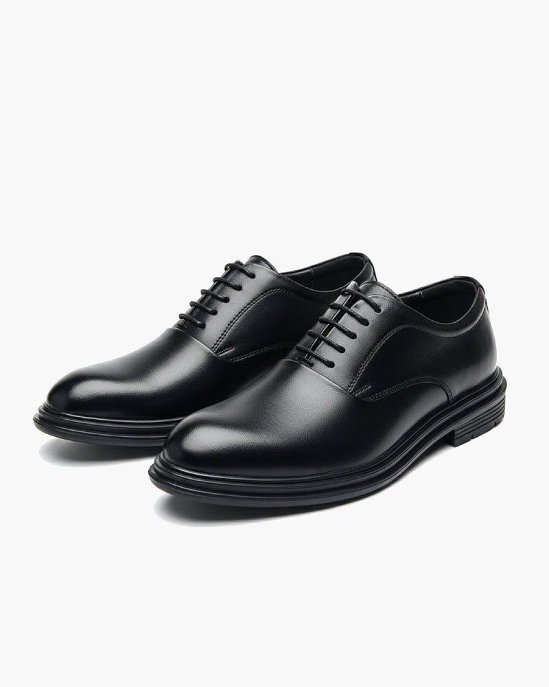 Zapatos de vestir negros de cuero con cordones y punta redondeada