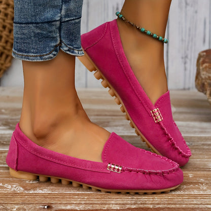 Bailarinas tipo mocasín Kaia de ante fucsia, con suela baja de goma antideslizante