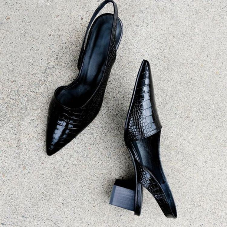 Zapatos de tacón de punta negro tipo salón, tacón bloque alto