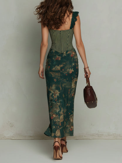 Vestido largo verde oscuro con estampado floral y botones en la espalda