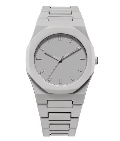 Reloj minimalista de correa ancha y esfera gris claro, marcadores y manecillas