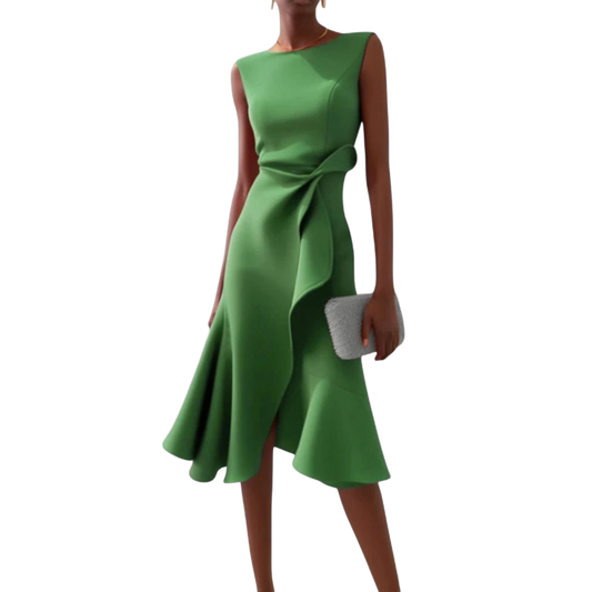 Vestido midi sin mangas verde con drapeado cruzado en la cintura y falda acampanada