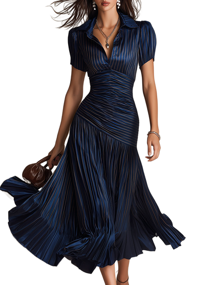 Vestido midi de satén azul oscuro con rayas retro verticales, cuello camisero y mangas abullonadas