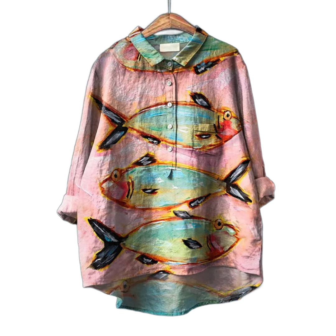 Blusa de lino rosa con estampado de peces multicolor y botones al frente