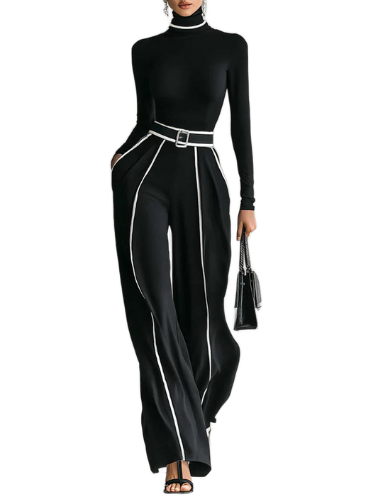 Conjunto negro con cuello alto, cinturón con hebilla y líneas blancas en pantalón ancho